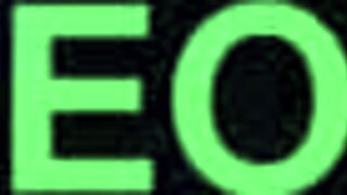 cougar enjoys hotel encounter