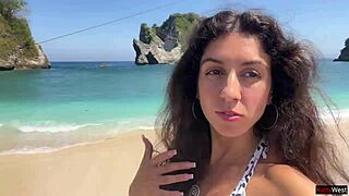 i walked with cum on my face on public beach