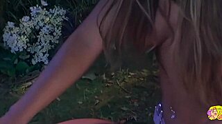 Watch this blonde get penetrated by strapon?