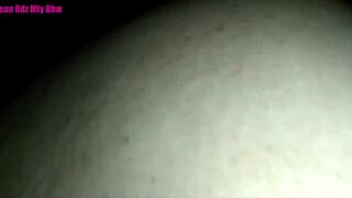 Jean Rdz begs corneador to embarace her.