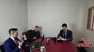 empresa faz teste do sof� com empregada milf ela chupou geral