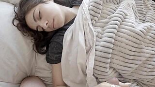 Creampie anal arriba de mi amigo.