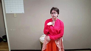 Femdom Masturbates While Roleplaying Domming Her Neighbor!