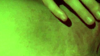 big pussy lips stretching wide open