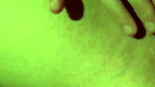 big pussy lips stretching wide open