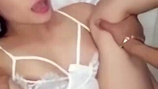 Dando O Cu Arreganhada