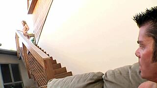 Kelly leigh a blonde milf gets her pussy opened