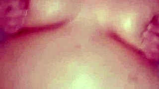 Naked pussy play in bathtub 😍