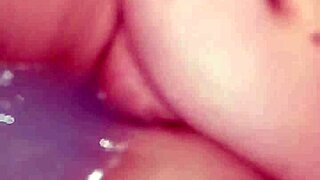 Naked pussy play in bathtub 😍
