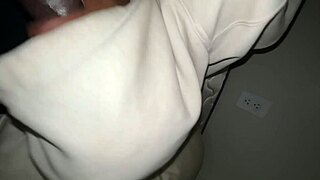 Big Hoodie Head And Booty Styles