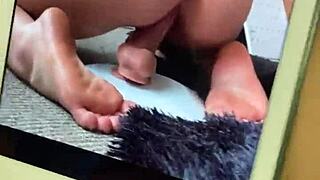 A Little Afternoon Licking Session for Mature Couple