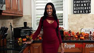 We fuck step cousin 😈