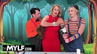 Ryan Keely Mixes Plumbing Work With Pussy Fucking On Skeet Street