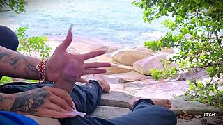 Horny amateurs masturbate to surprise cum on beach