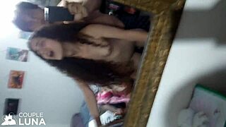 cai na net novinha de 18 aninhos safada de recife chupando um pirocão e dando a bucetinha gostosa. ela geme alto no pov