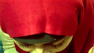 watch as mia niqab, an arab housewife, gives her first facial blowjob in a homemade video