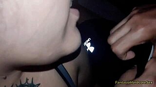 Viendo porno en tiktok con mi hermanastra y no pude dejar de observar sus hermosas tetas tuve que usarlas para sacar leche de mi pene