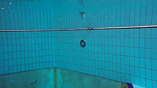 Big Natural Tits Babe Lola Underwater Swimming