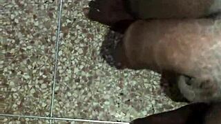 pongo a esta senora a que me de un buen oral