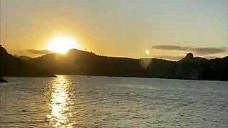 African babe shows pussy on public beach