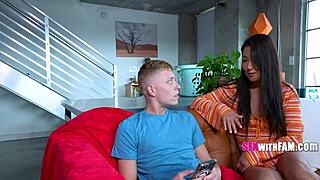 asian step mom says im so bored, lets do somethin fun - parker sims jade luv