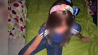 无辜又温柔的是我的继妹在床上