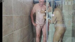 Hot shave in shower with Agarabas and Olpr!