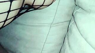 Watch this elegant milf get deeply penetrated?