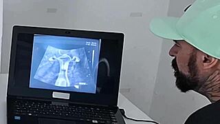 Corno Leva Esposa Para Fazer Ultrassom Mas Ginecologista Fode Sua Bucet