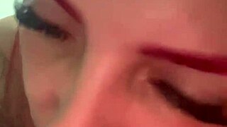 Em ligação na pizzaria e levando pau na buceta ao mesmo tempo com big cock fucking