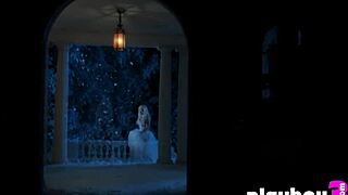 Perfect model crystal mccahill poses naked with big tits