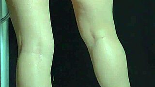 College babes bounce big asses in soapy shower with bubbles 😍