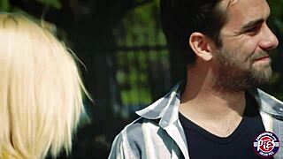 Bailey A Hottie Lady Rewards The Man With Hardsex