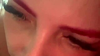 Em ligação na pizzaria e levando pau na buceta ao mesmo tempo com big cock fucking