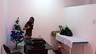 oh wow, the nurse got caught decorating the doctor's office and getting super sexy and hot in the hospital 😍