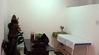 oh wow, the nurse got caught decorating the doctor's office and getting super sexy and hot in the hospital 😍
