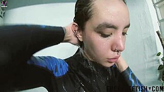 Skinny Sattira Underwater Bathtub Spandex Fuck