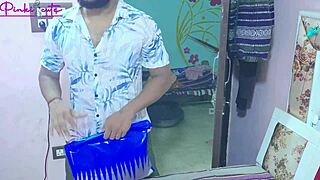 Stepsister shaving naked