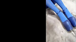 Sensual laura in heels and lingerie awaits intense fucking