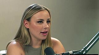 Up Close - How Women Orgasm with the Sexy Anna Claire Clouds Solo Female Masturbation Full Scene