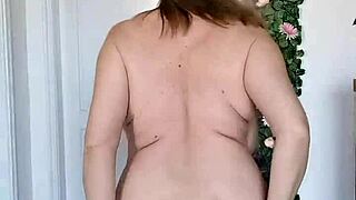 Huge mature tits in amateur homemade lingerie video