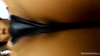 Jade face dance performance