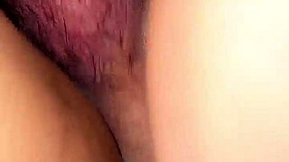 Anh Ấy Vội Chịch Em Không Kịp Cởi Quần