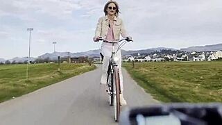 Miss Daisy Diamond On Wheels Bike Vlog