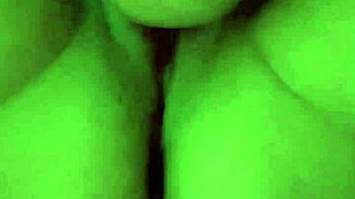 Saya Ingin Menjilati Lubang Kemaluanmu Bu