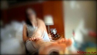 i make my sub worship me in femdom style