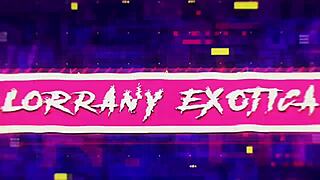 In this amateur bedroom scene, she kisses feet and gets fucked with delight.