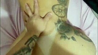 Comi O Cu Da Loira Gostosa De Langerie Branca De Manhã Cedo Ela Senta De Mais