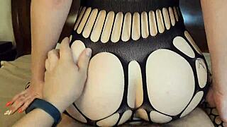 hot girl gives a beautiful blowjob and fucked in dogstyle all sexy ass and pussy in cum julandjon