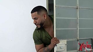 Fake masseur induces orgasms in client with large curves